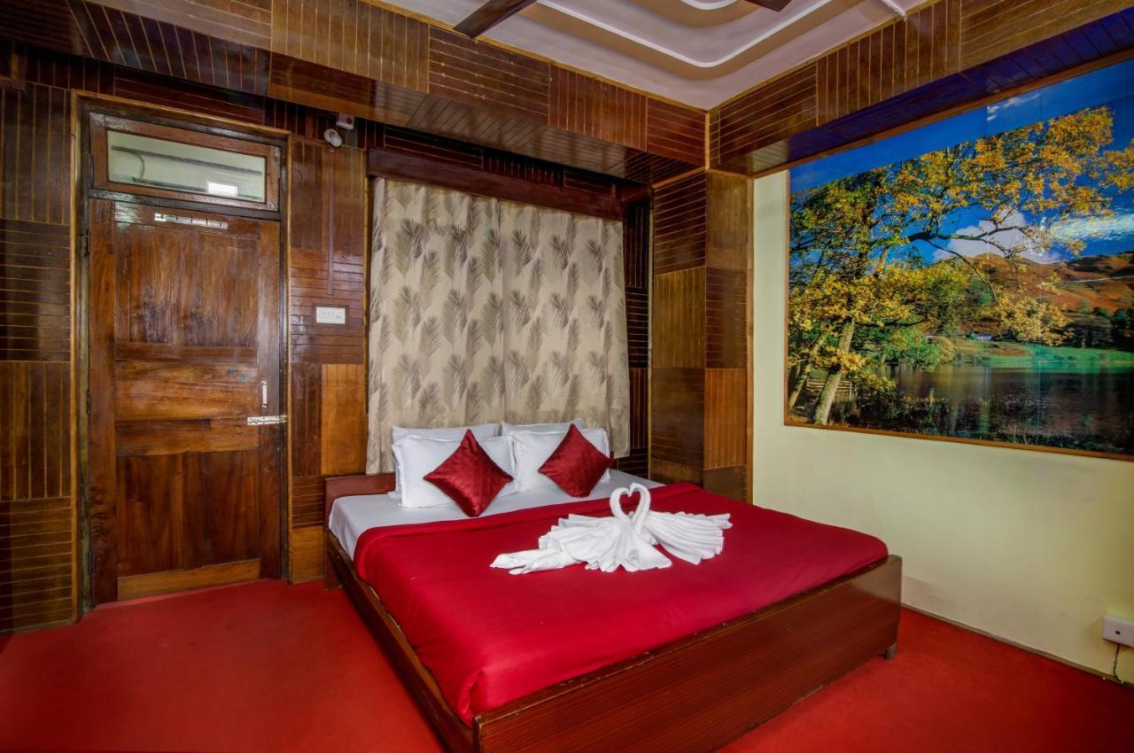 Montis Soyang Premium Heritage Hotel ガントク エクステリア 写真