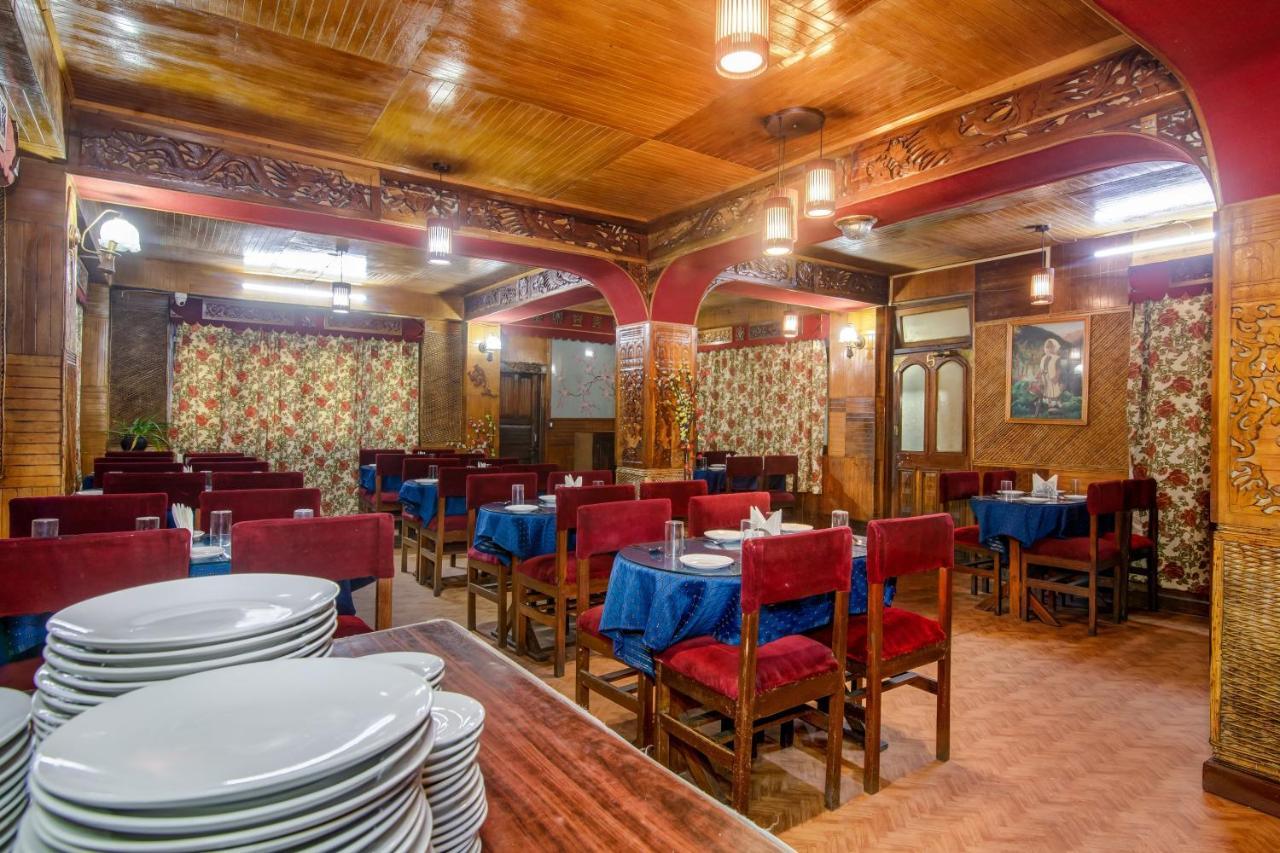 Montis Soyang Premium Heritage Hotel ガントク エクステリア 写真